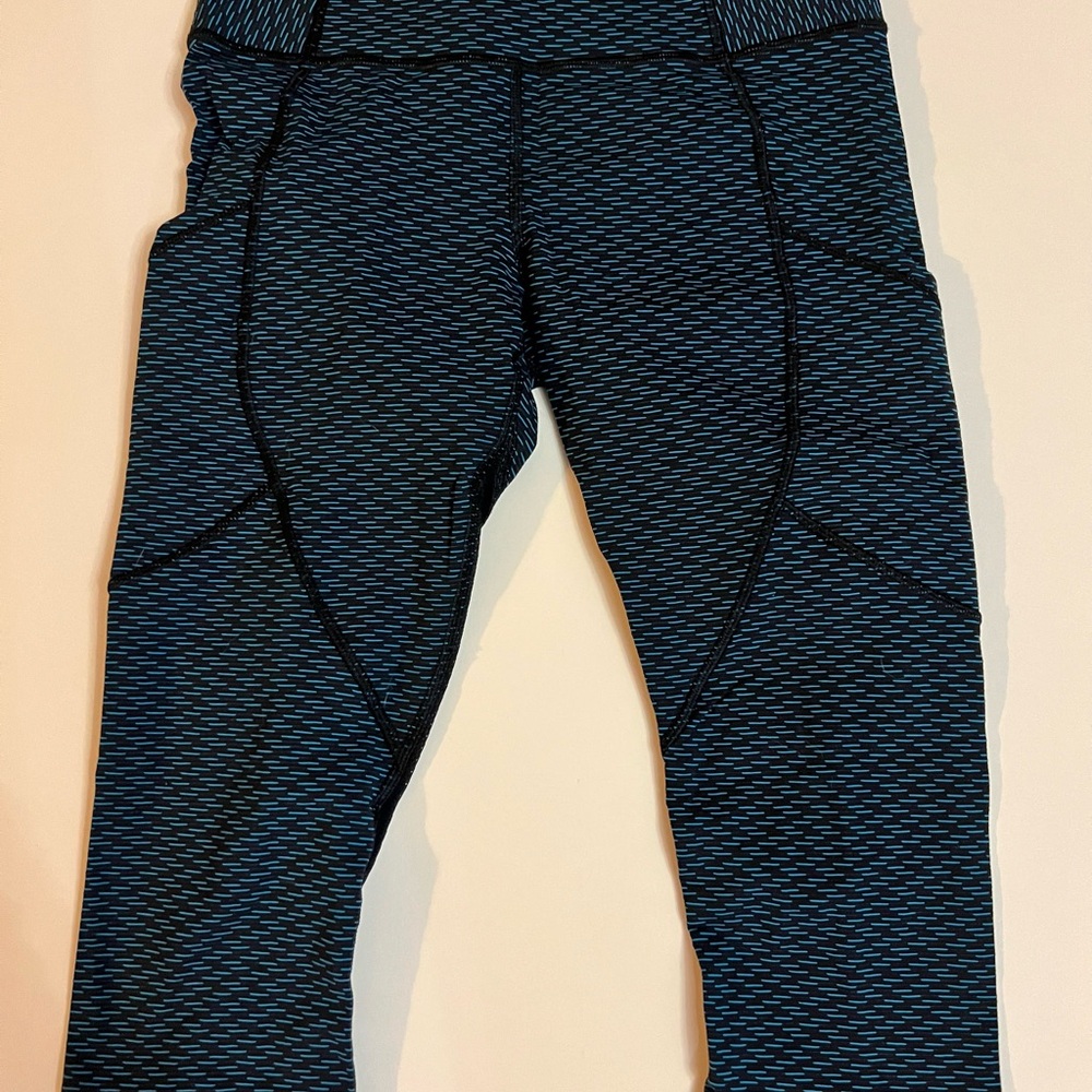 Lululemon Athletica Teal Patterned Leggings